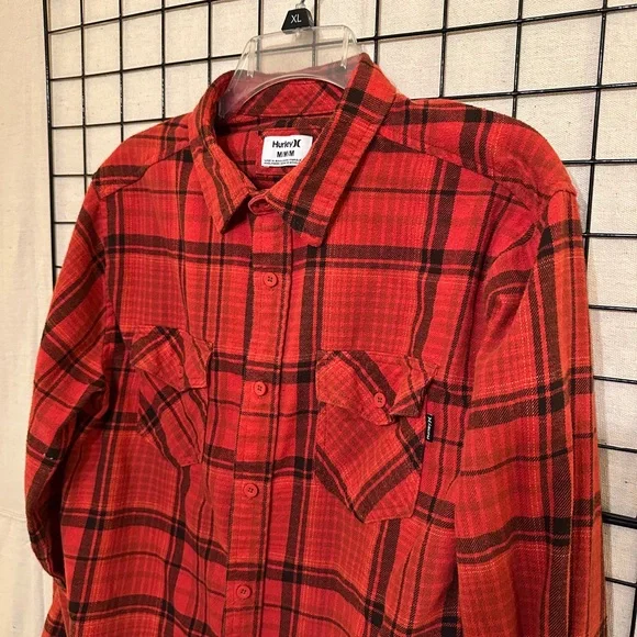 Hurley Men's Plaid Button Down Shirt - Picture 2 of 6